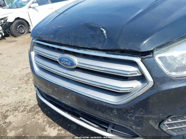 1FMCU0GDXHUD75288 Ford ESCAPE SE