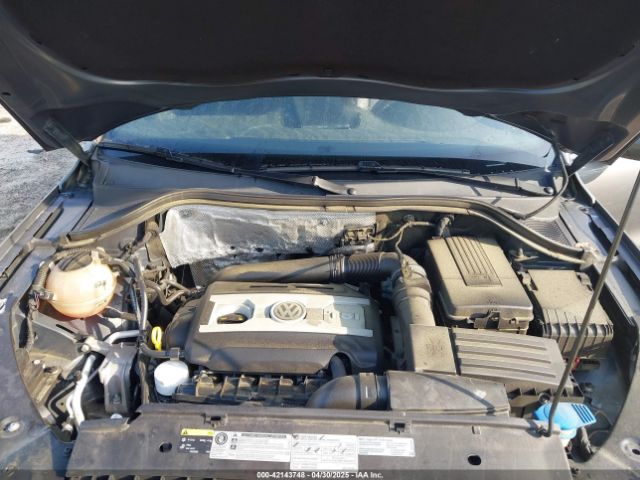 WVGAV7AX4GW559726 Volkswagen Tiguan R-line