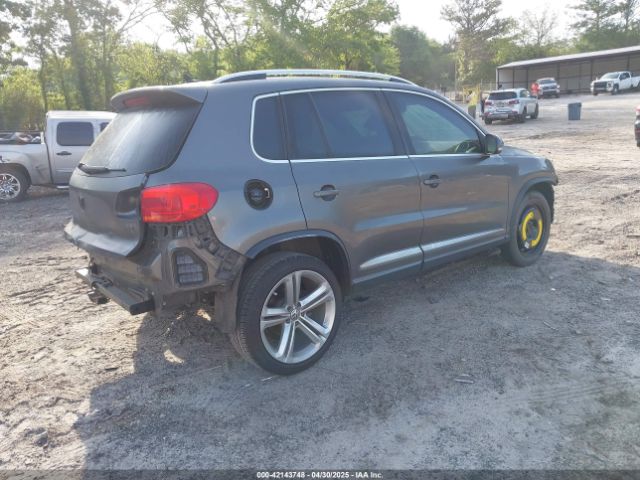 WVGAV7AX4GW559726 Volkswagen Tiguan R-line