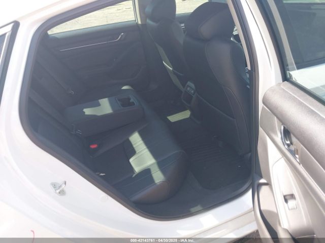 1HGCV1F48NA067821 Honda Accord Sport Special Edition