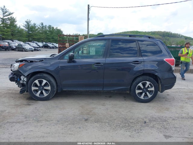 JF2SJABC9JH606789 Subaru Forester 2.5i