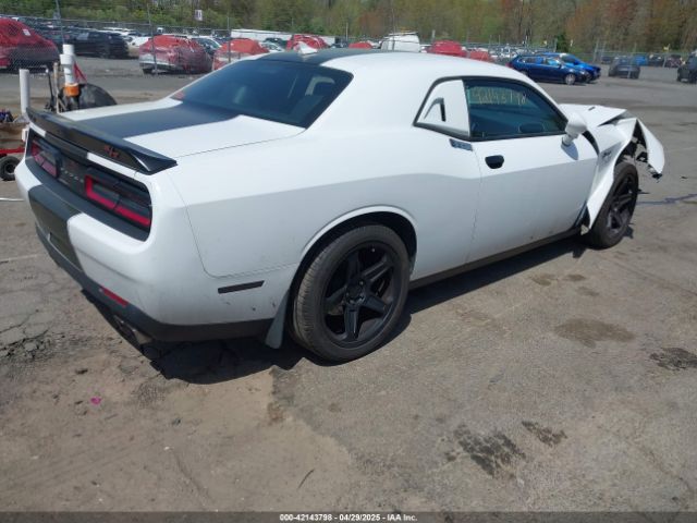 2C3CDZBT2JH259541 Dodge Challenger R/t Plus