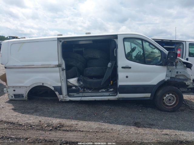 1FTYR1YM4HKA85415 Ford Transit-250