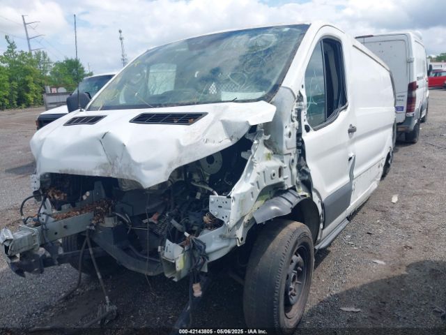 1FTYR1YM4HKA85415 Ford Transit-250