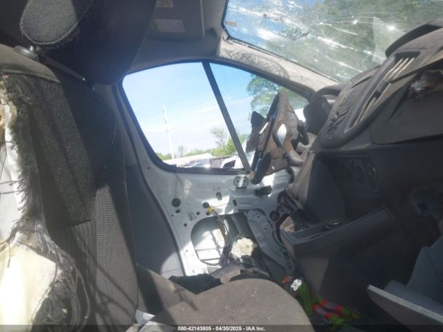 1FTYR1YM4HKA85415 Ford Transit-250