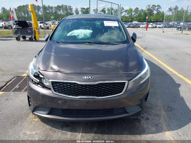 KIA FORTE LX 2017 3KPFK4A77HE094677 Image 12