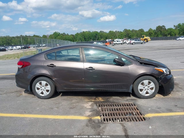 KIA FORTE LX 2017 3KPFK4A77HE094677 Image 13