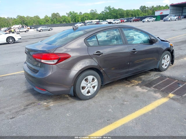 KIA FORTE LX 2017 3KPFK4A77HE094677 Image 4