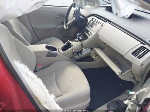 JTDKN3DU2F1899150 Toyota Prius Two