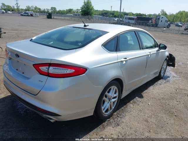 1FA6P0H7XG5101461 Ford FUSION SE