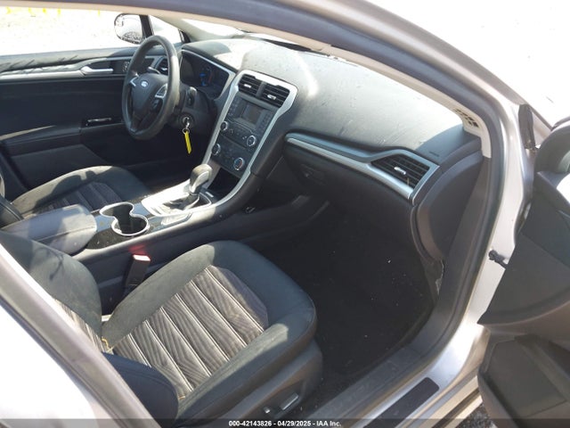 1FA6P0H7XG5101461 Ford FUSION SE
