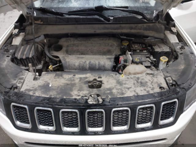 3C4NJDBB0LT192598 Jeep Compass Latitude 4x4