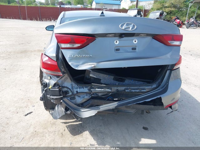 KMHD84LF7JU567281 Hyundai Elantra Value Edition