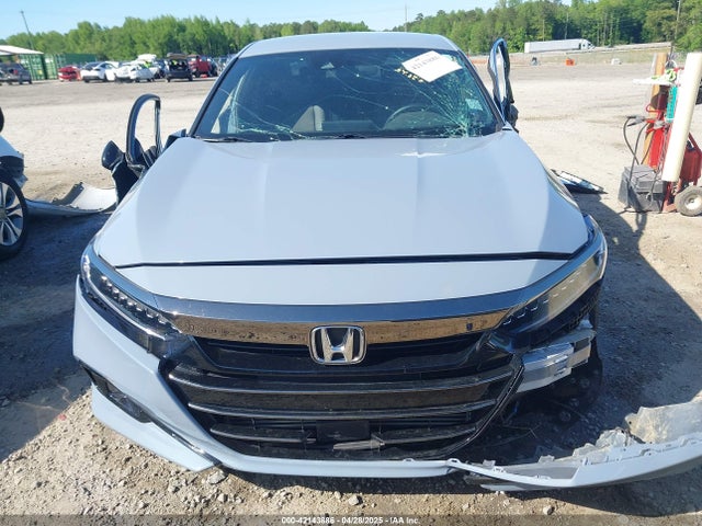 1HGCV1F30NA083079 Honda Accord Sport