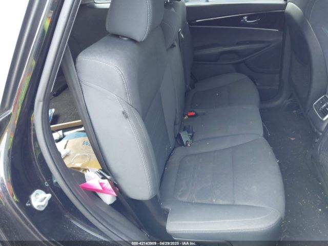 5XYPGDA37GG152226 KIA Sorento 2.4l Lx