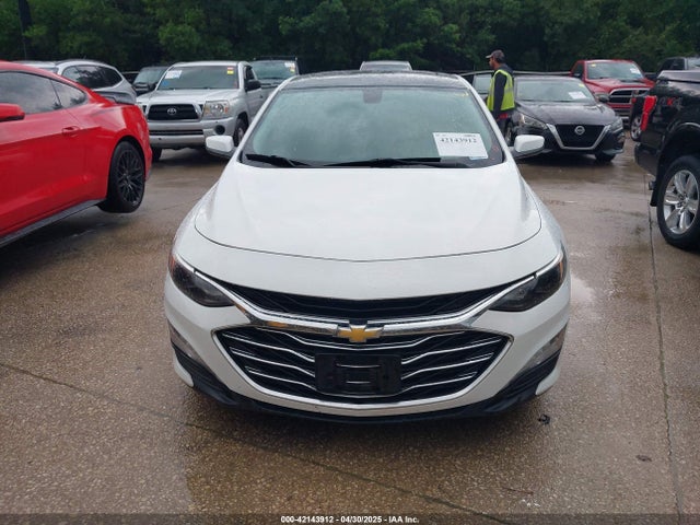 1G1ZD5STXKF180483 Chevrolet MALIBU LT