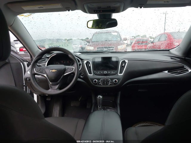1G1ZD5STXKF180483 Chevrolet MALIBU LT