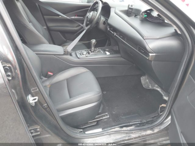 3MVDMBBM6PM513793 Mazda Cx-30 2.5 S Select