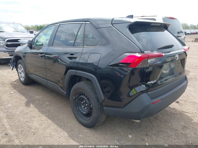 Toyota RAV4 LE 2024 2T3F1RFV4RW446031 Image 3