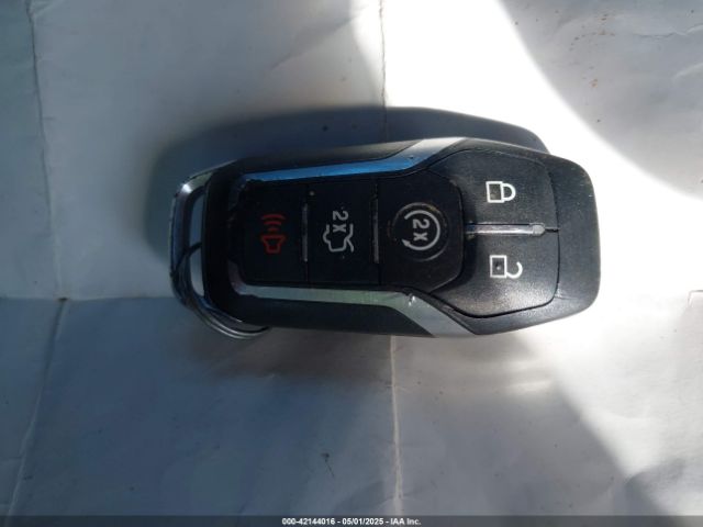 2016 FORD MUSTANG 1FA6P8TH7G5227761 Photo 10