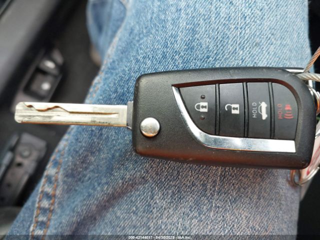 5YFB4MDE0PP067417 Toyota COROLLA LE