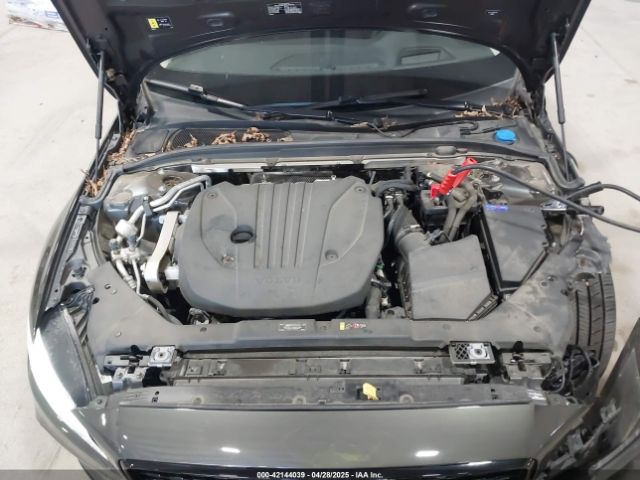 7JRL12TZ1NG192240 Volvo S60 B5 Black Edition Momentum/b5 Inscription/b5 Momentum