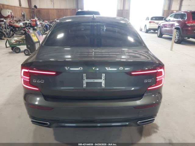 7JRL12TZ1NG192240 Volvo S60 B5 Black Edition Momentum/b5 Inscription/b5 Momentum