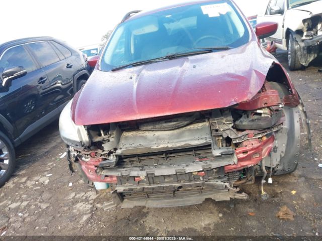 1FMCU9GX0EUB70489 Ford ESCAPE SE