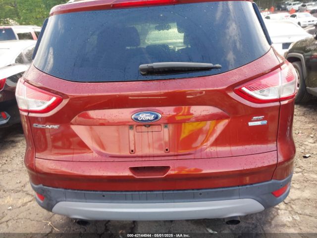 1FMCU9GX0EUB70489 Ford ESCAPE SE