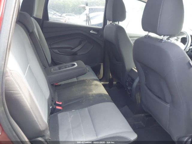 1FMCU9GX0EUB70489 Ford ESCAPE SE