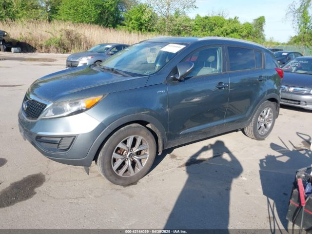 KNDPBCAC2F7764189 KIA Sportage Lx