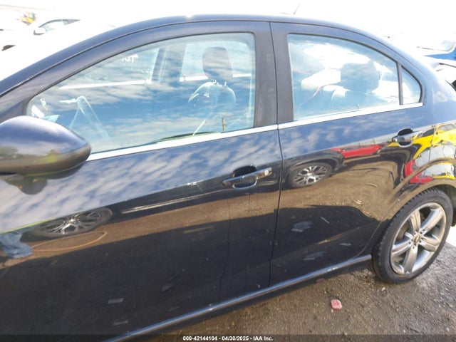1G1JG5SB9F4119459 Chevrolet Sonic Rs Auto