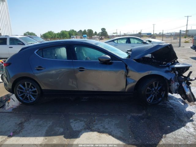 JM1BPALM6P1610353 Mazda Mazda3 2.5 S Preferred