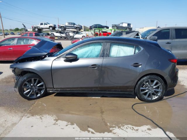 JM1BPALM6P1610353 Mazda Mazda3 2.5 S Preferred