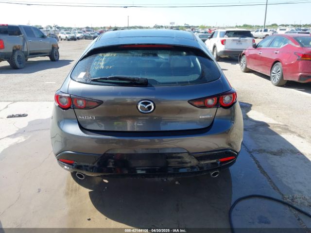 JM1BPALM6P1610353 Mazda Mazda3 2.5 S Preferred