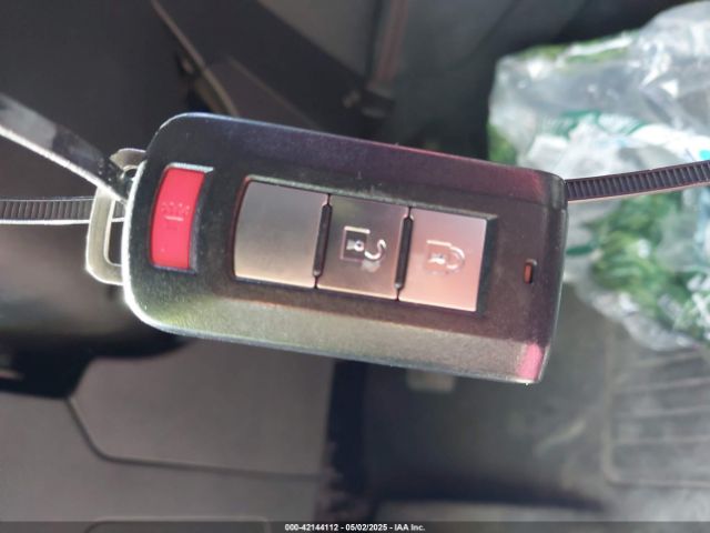 2018 MITSUBISHI OUTLANDER SPORT JA4AP3AW3JU011695 Photo 10