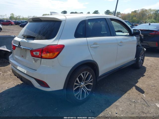 2018 MITSUBISHI OUTLANDER SPORT JA4AP3AW3JU011695 Photo 3