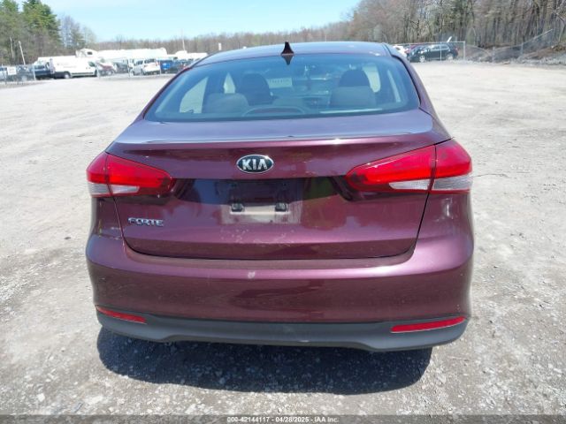 3KPFK4A76JE239391 KIA FORTE LX