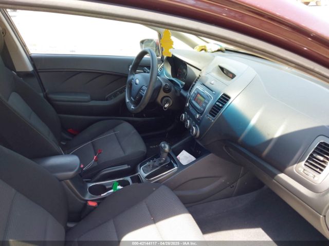 3KPFK4A76JE239391 KIA FORTE LX