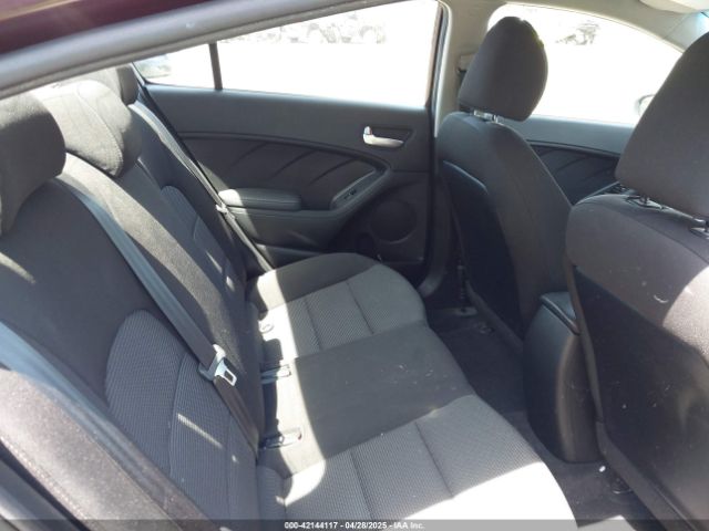 3KPFK4A76JE239391 KIA FORTE LX