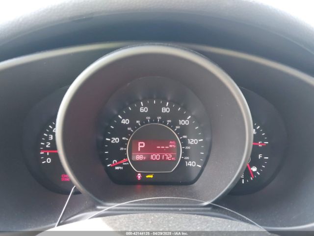 KNDJN2A20J7607929 KIA Soul