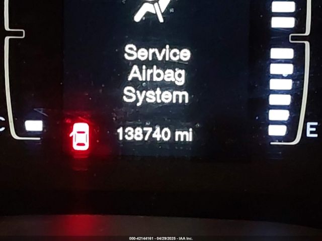 1C4PJLCS8FW689849 Jeep Cherokee Latitude