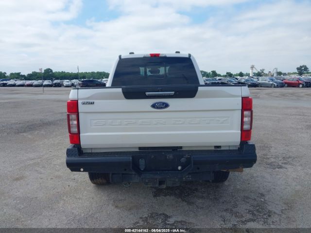 1FT7W2BT8LEE44119 Ford F-250 Lariat