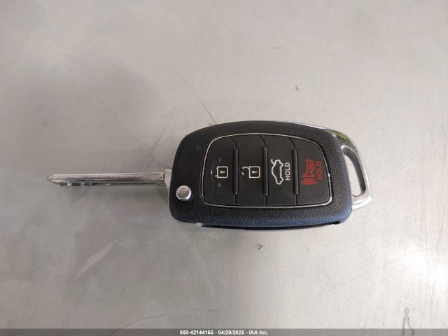 5NPE24AFXHH585226 Hyundai Sonata