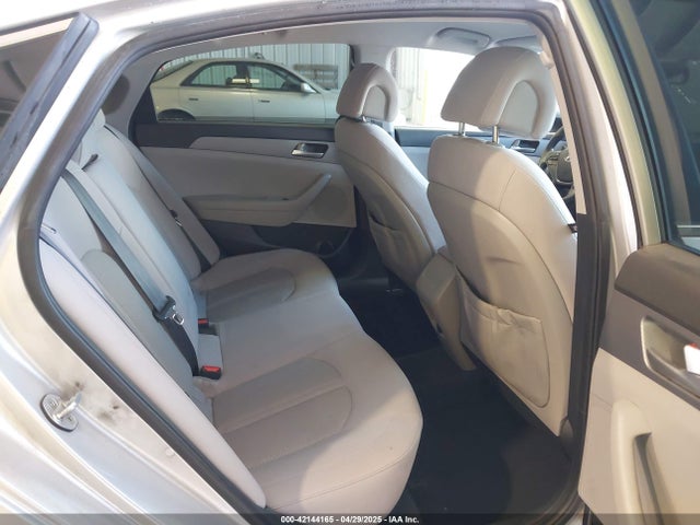 5NPE24AFXHH585226 Hyundai Sonata