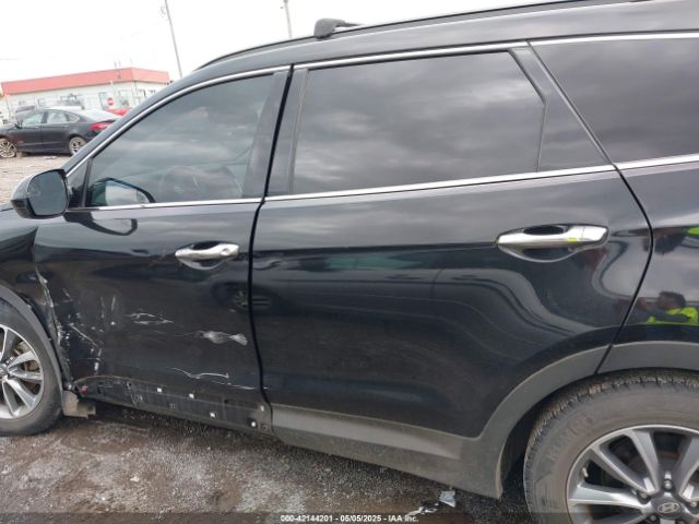 KM8SM4HF5HU236477 Hyundai Santa Fe Se