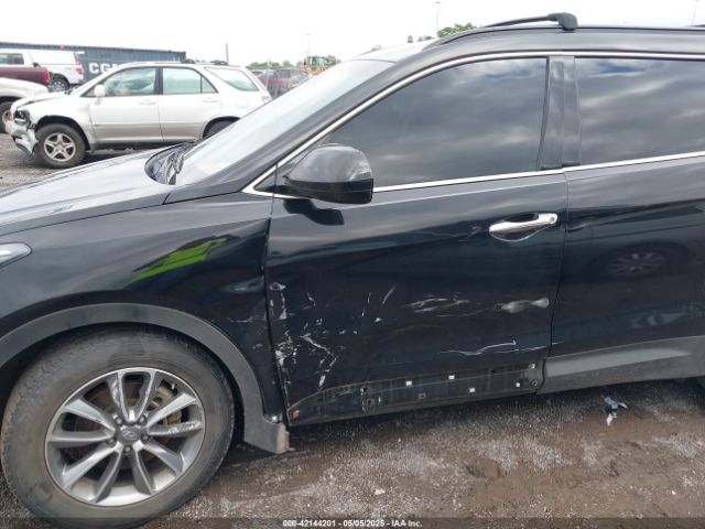 KM8SM4HF5HU236477 Hyundai Santa Fe Se