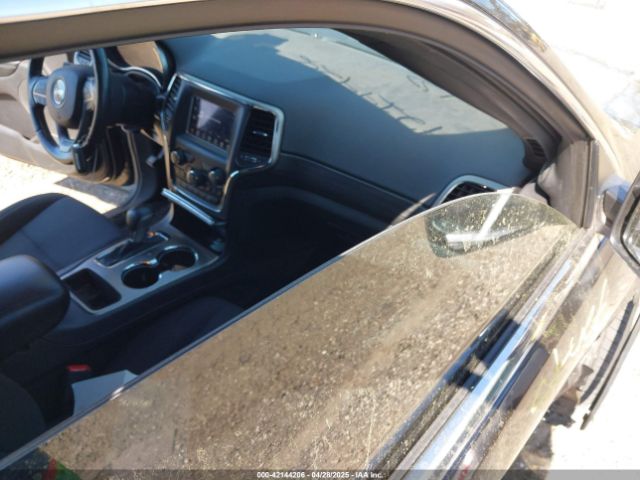 1C4RJFAG7KC834321 Jeep Grand Cherokee Laredo E 4x4