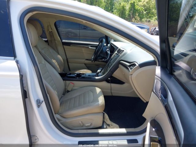 3FA6P0HD7ER246182 Ford FUSION SE