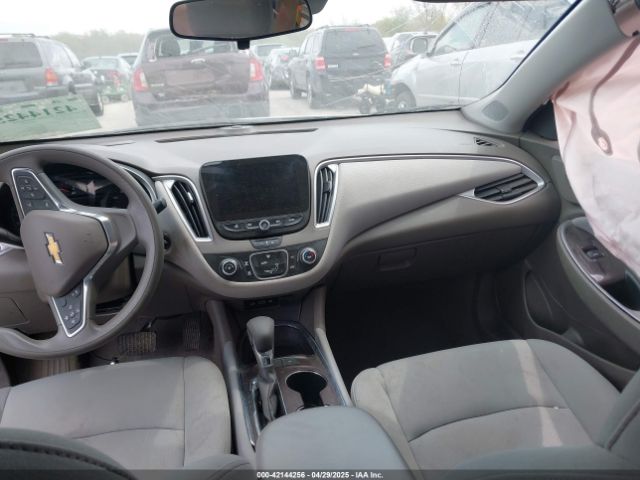 1G1ZC5ST8MF042446 Chevrolet Malibu Fwd 1fl